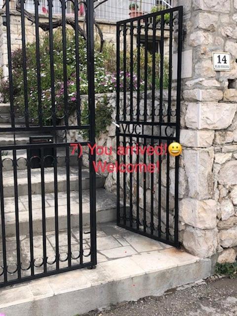 Cozy New Flat For 2 Or 3 Apartamento Hvar Town Exterior foto