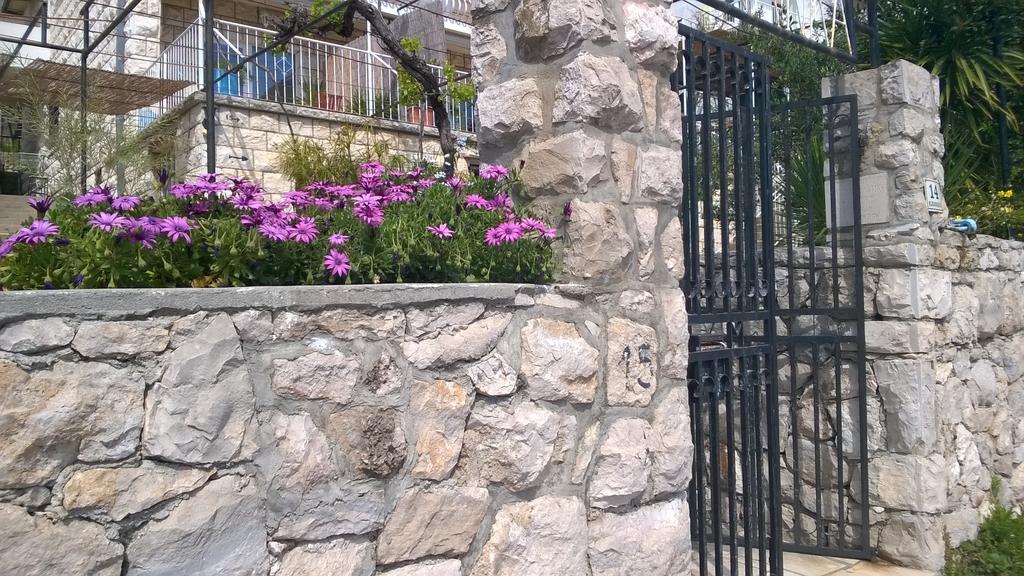 Cozy New Flat For 2 Or 3 Apartamento Hvar Town Exterior foto