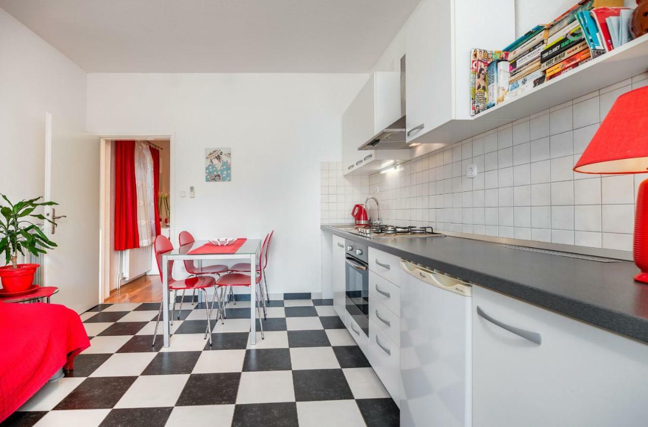 Cozy New Flat For 2 Or 3 Apartamento Hvar Town Exterior foto